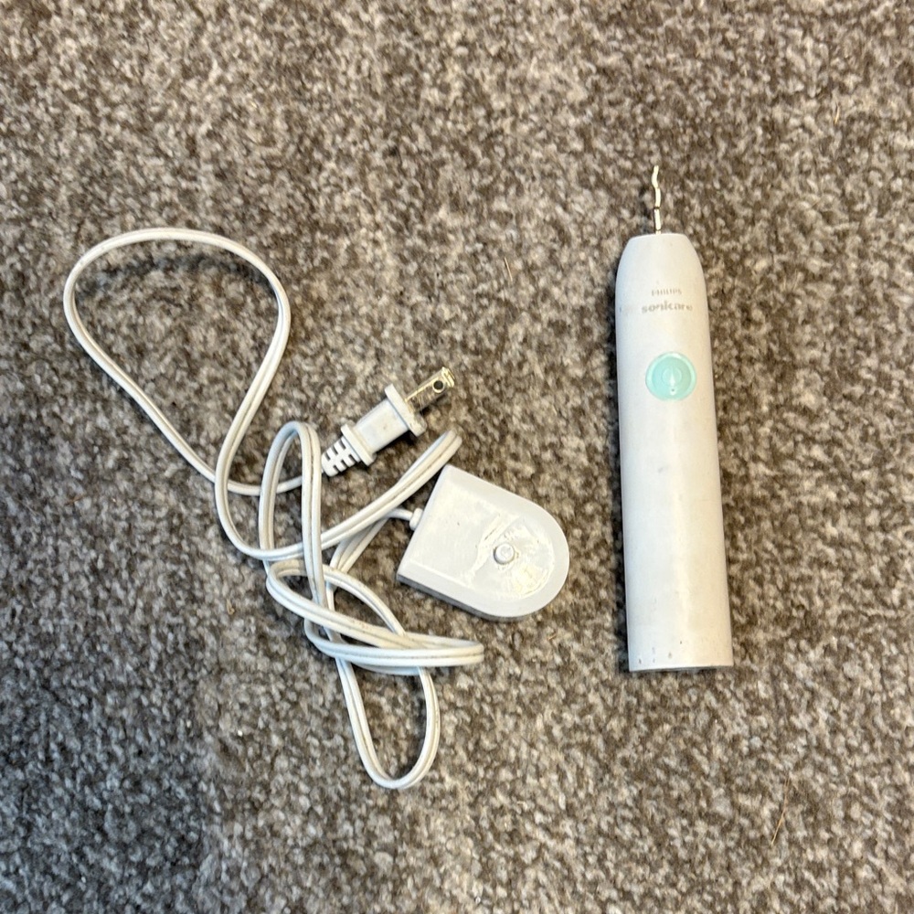 Electric Toothbrush - White